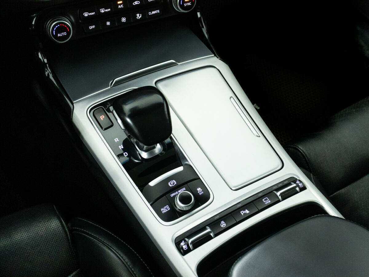 Купить Kia Stinger с пробегом. Фото: #17