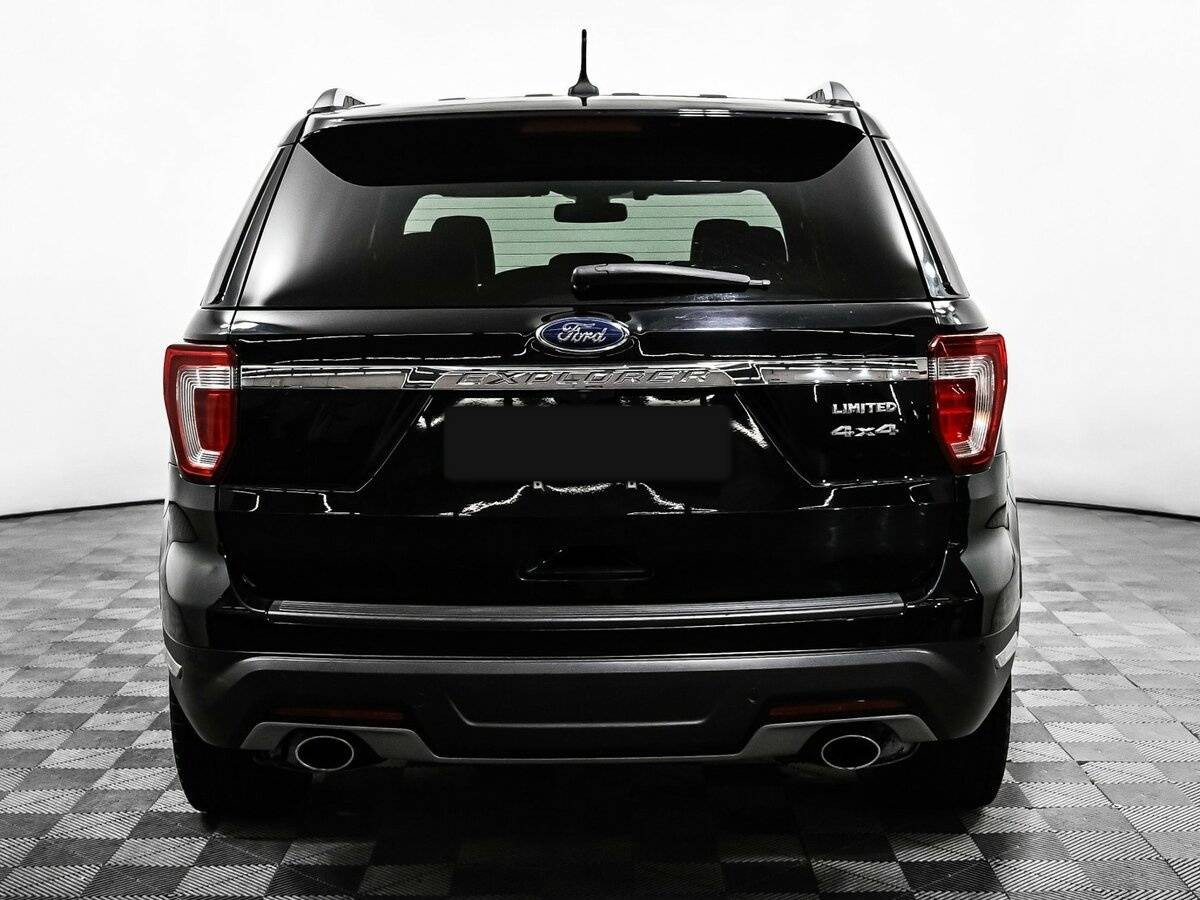 Купить Ford Explorer с пробегом. Фото: #5