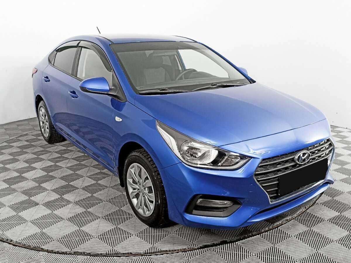 Купить Hyundai Solaris с пробегом. Фото: #2