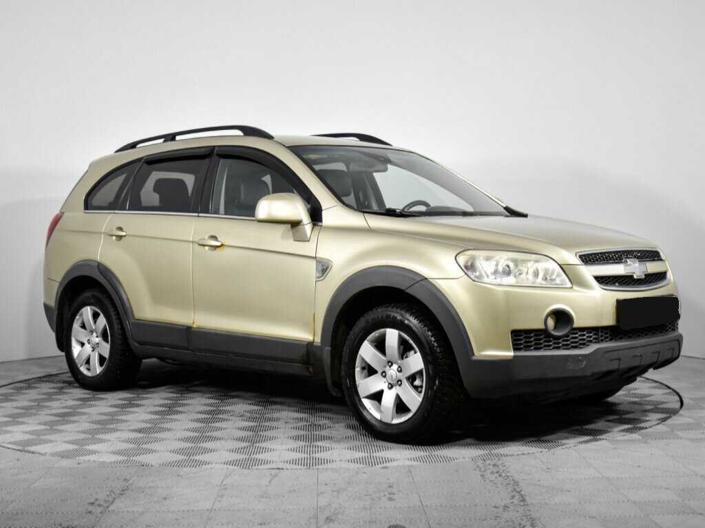 Купить Chevrolet Captiva с пробегом. Фото: #1