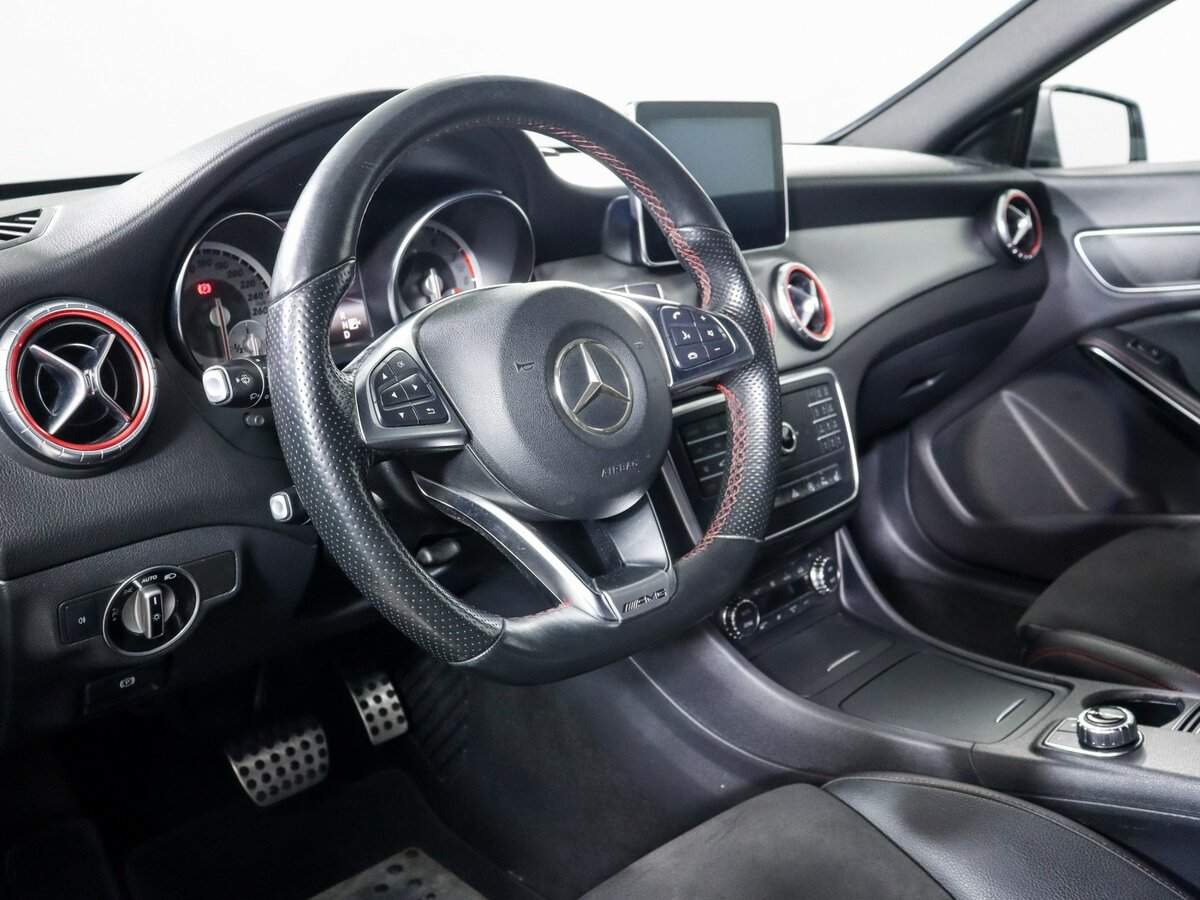 Купить Mercedes-Benz CLA с пробегом. Фото: #10