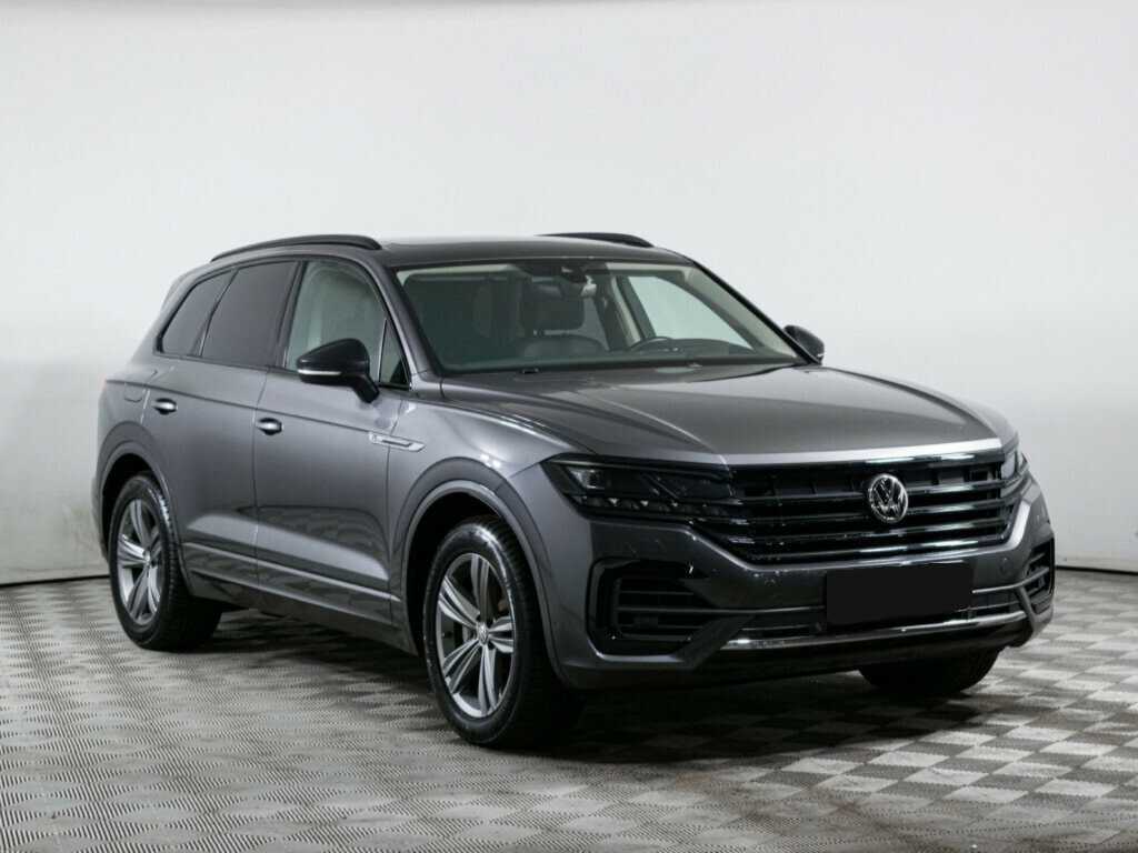 Купить Volkswagen Touareg с пробегом. Фото: #2