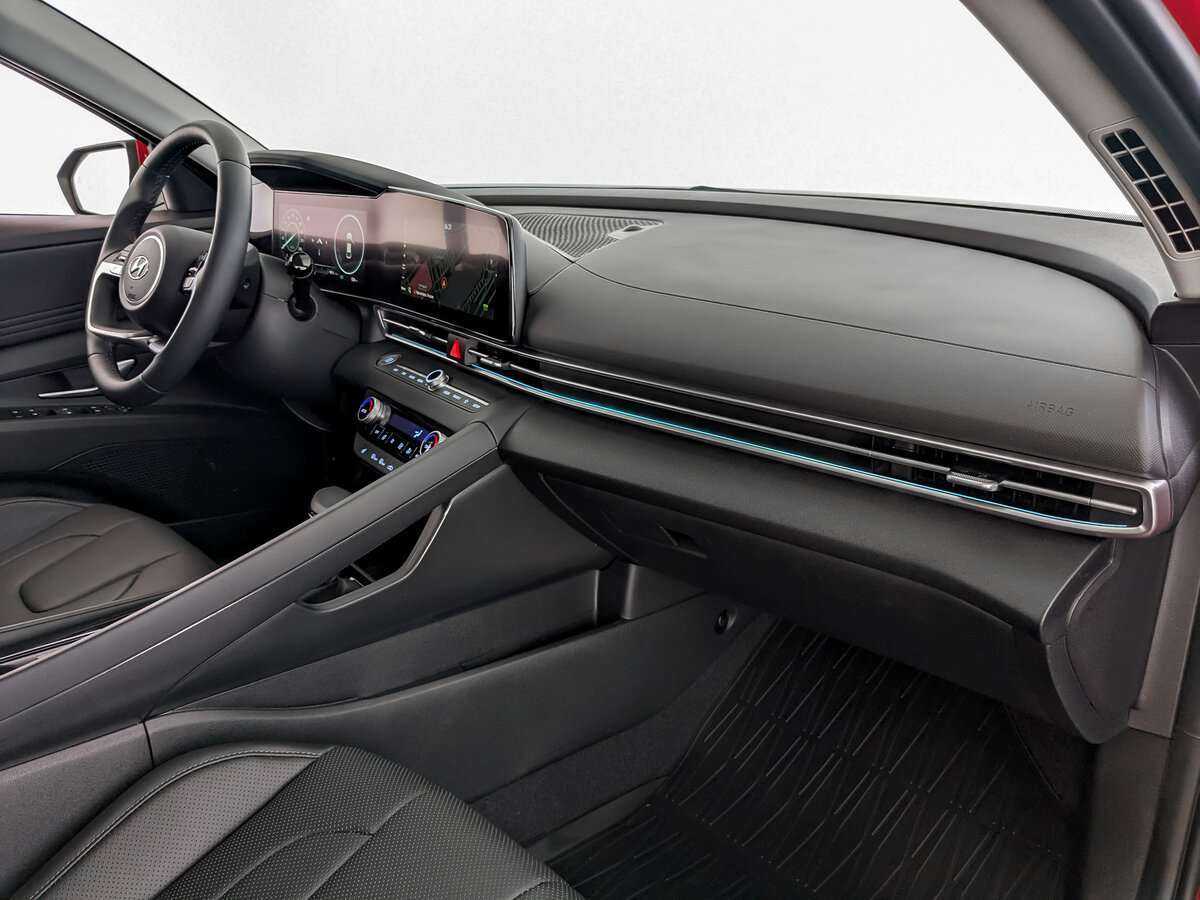 Купить Hyundai Elantra с пробегом. Фото: #10