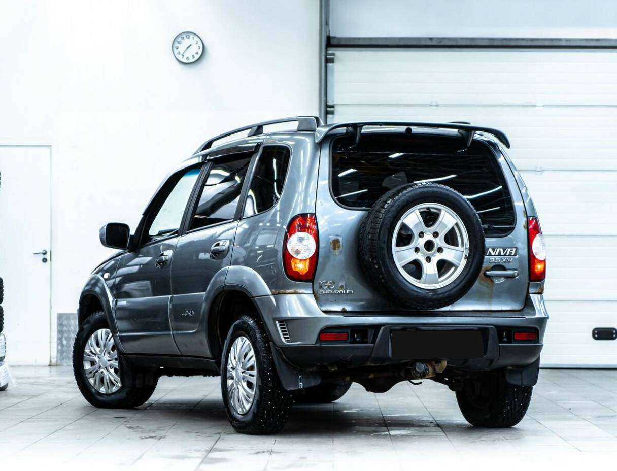 Купить Chevrolet Niva с пробегом. Фото: #3