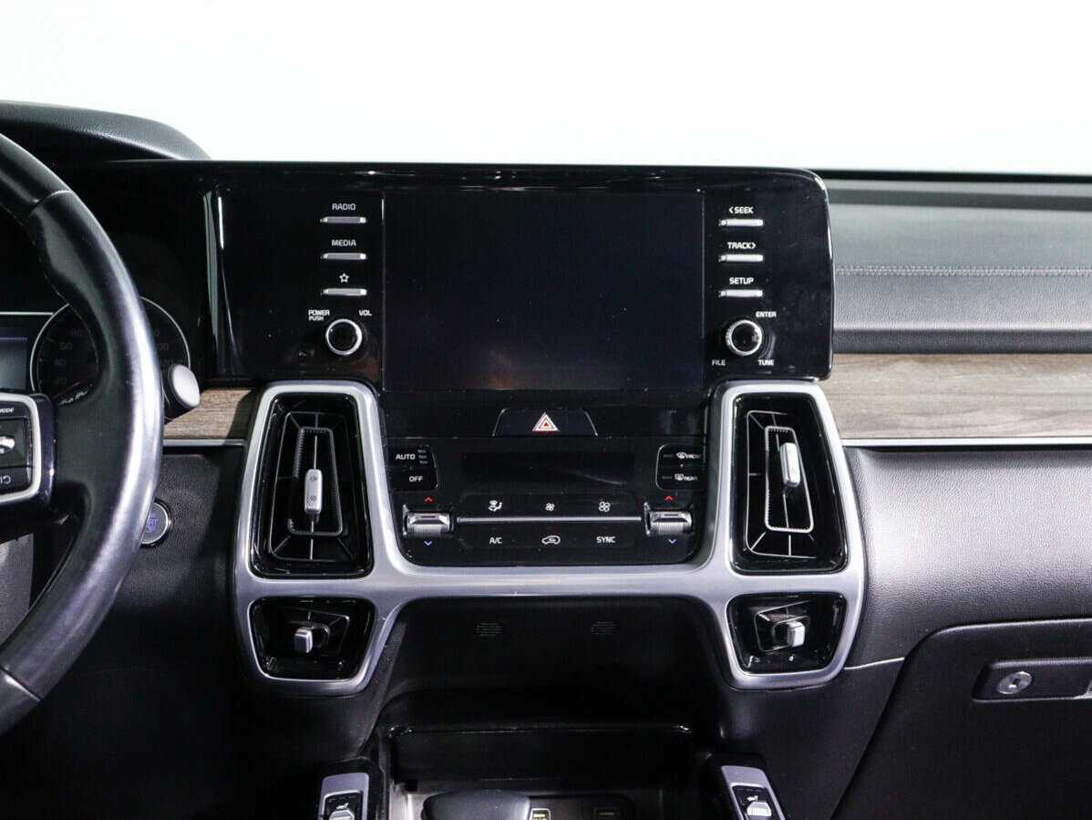 Купить Kia Sorento с пробегом. Фото: #12