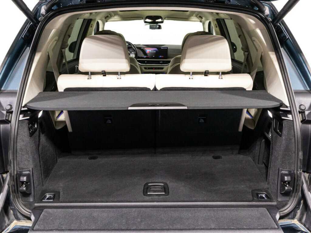 Купить BMW X7 с пробегом. Фото: #11