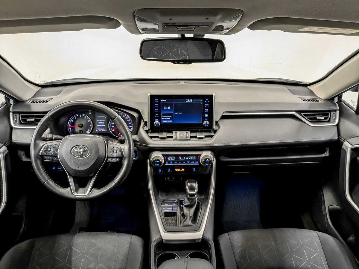 Купить Toyota RAV4 с пробегом. Фото: #13