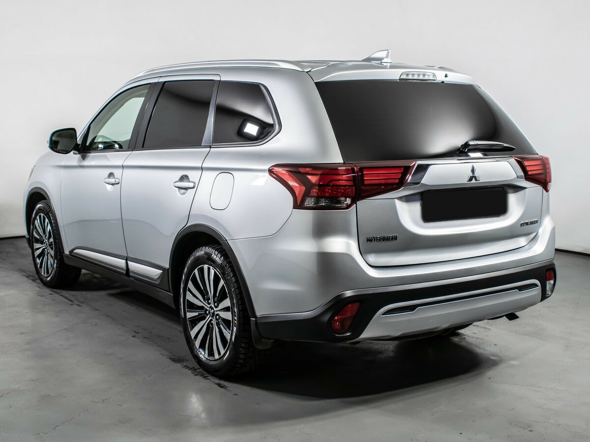 Купить Mitsubishi Outlander с пробегом. Фото: #6