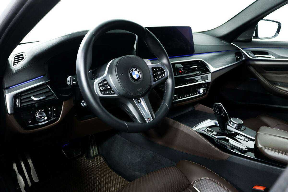 Купить BMW 5 серии с пробегом. Фото: #12