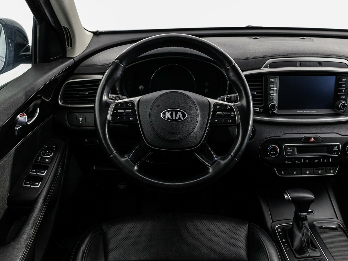 Купить Kia Sorento с пробегом. Фото: #8