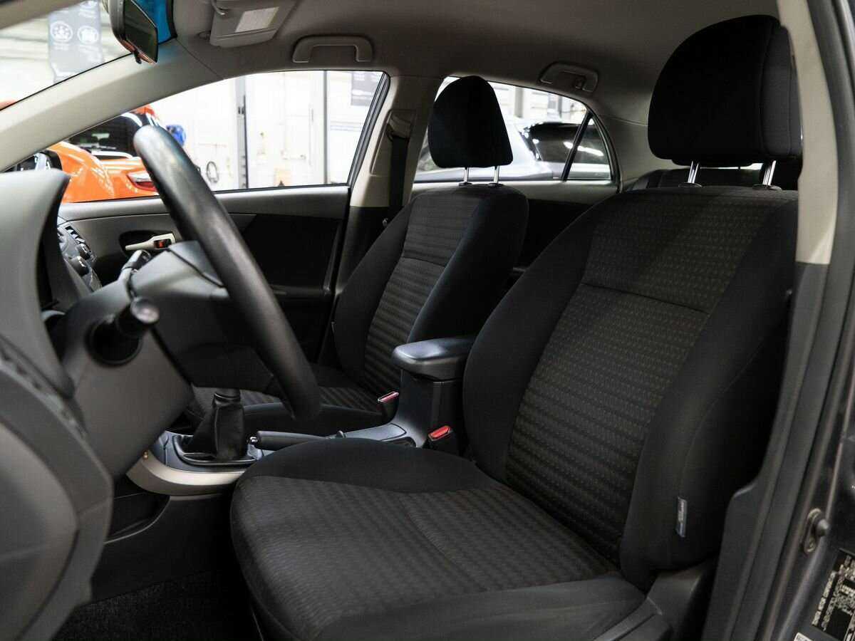 Купить Toyota Corolla с пробегом. Фото: #5