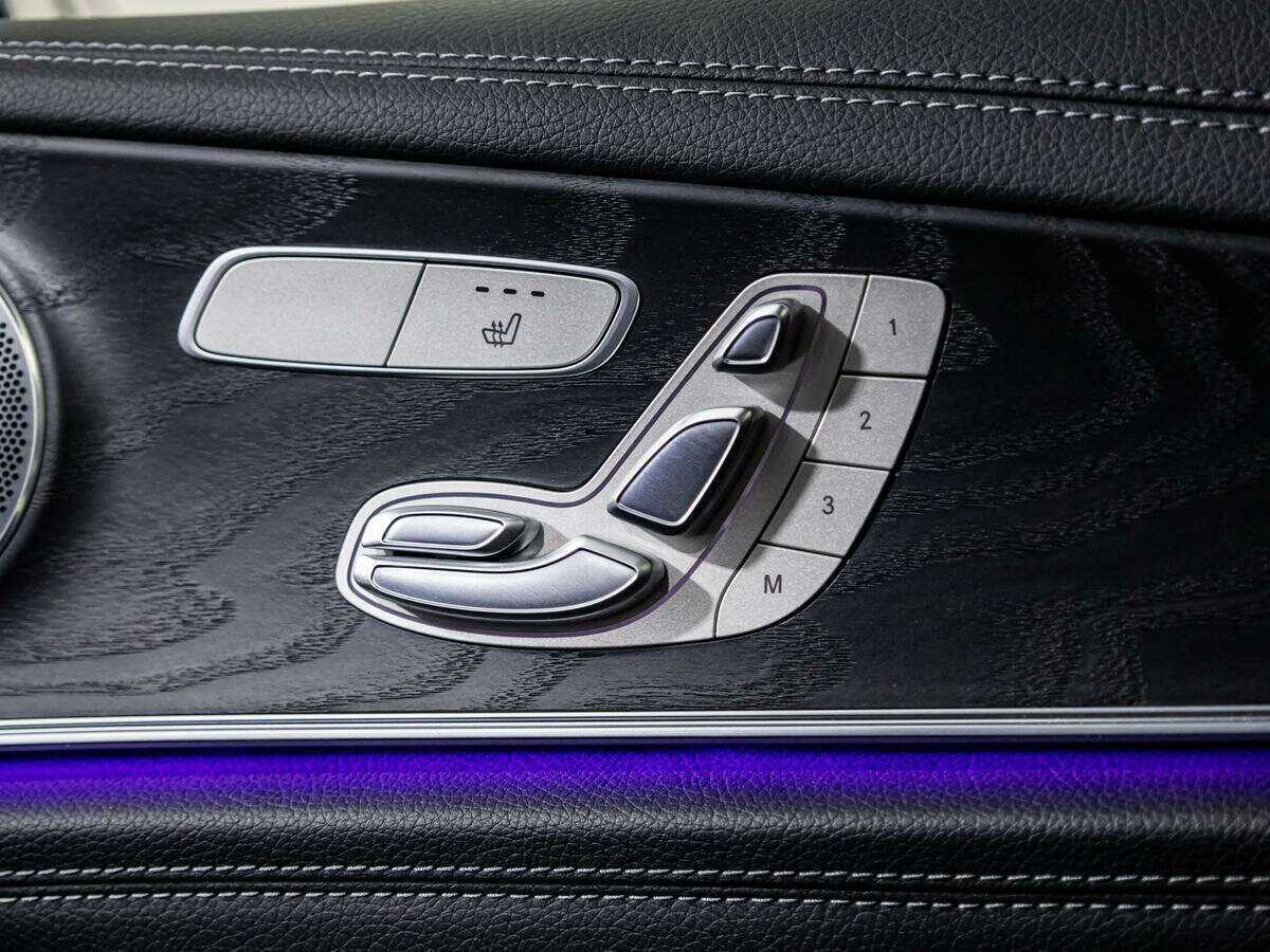 Купить Mercedes-Benz E-Класс с пробегом. Фото: #17