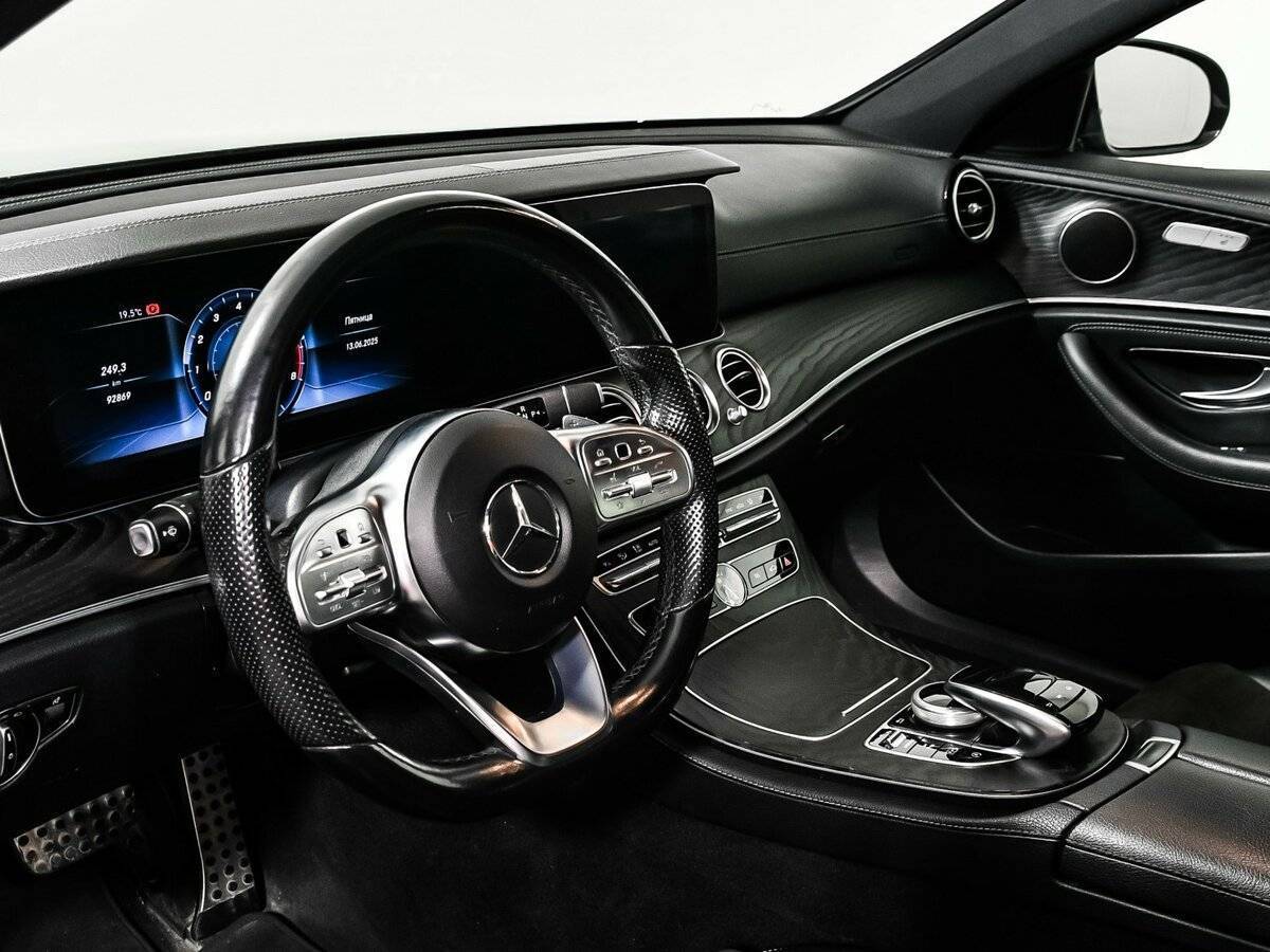 Купить Mercedes-Benz E-Класс с пробегом. Фото: #11