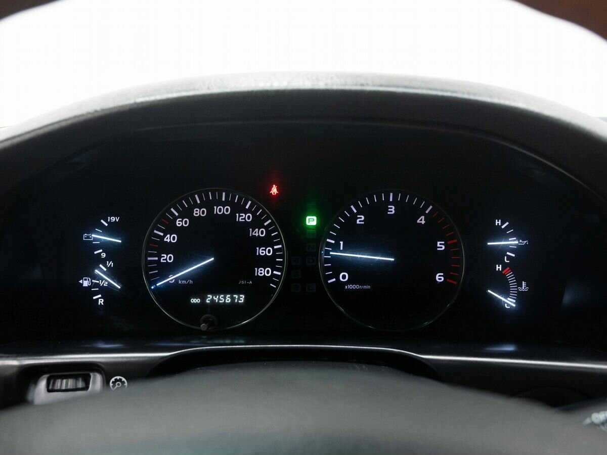 Купить Toyota Land Cruiser с пробегом. Фото: #17