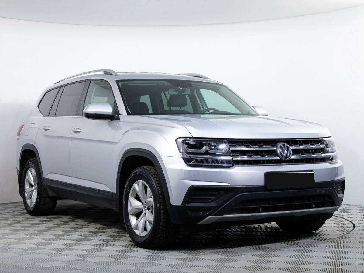 Купить Volkswagen Teramont с пробегом. Фото: #2