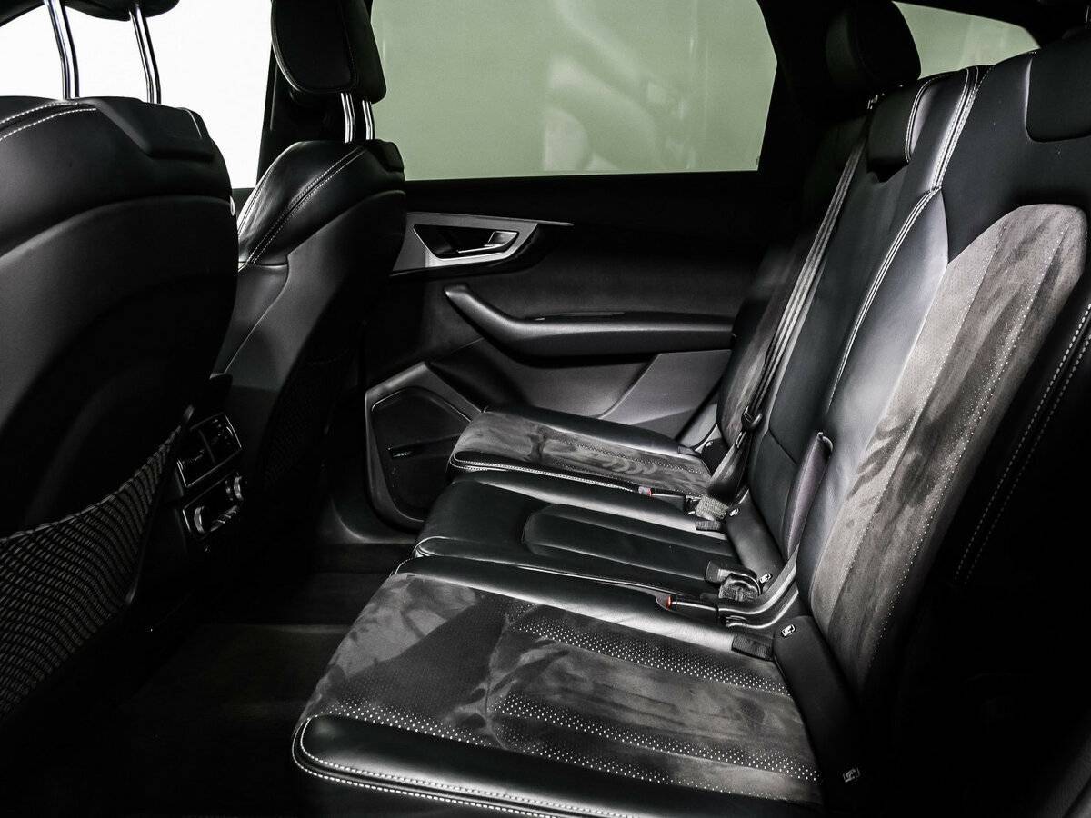 Купить Audi Q7 с пробегом. Фото: #11
