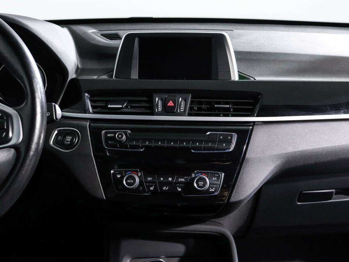 Купить BMW X1 с пробегом. Фото: #11