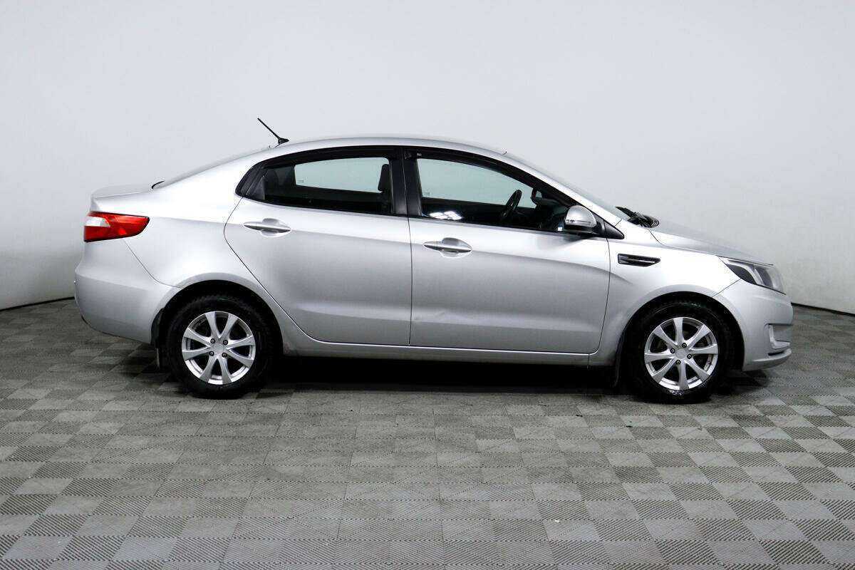 Купить Kia Rio с пробегом. Фото: #3