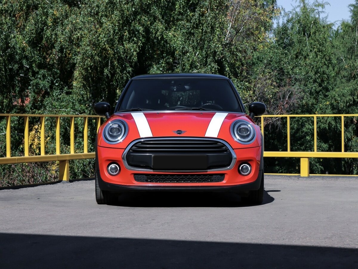 Купить Mini Hatch с пробегом. Фото: #1