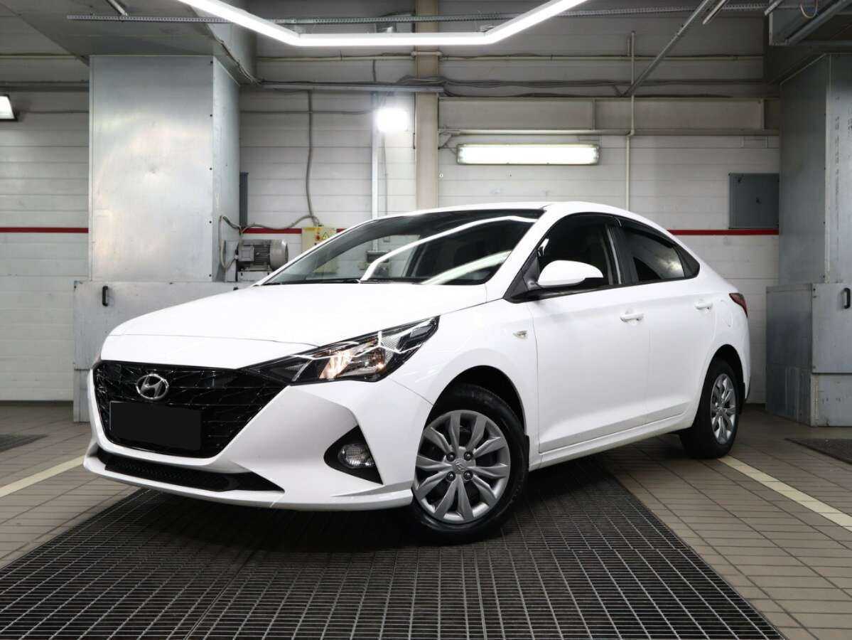Купить Hyundai Solaris с пробегом. Посмотреть фото