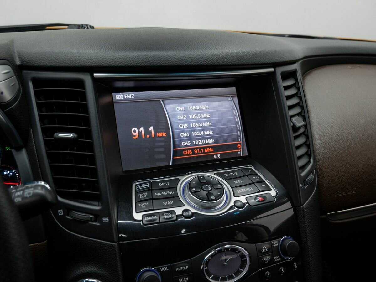 Купить Infiniti FX с пробегом. Фото: #21