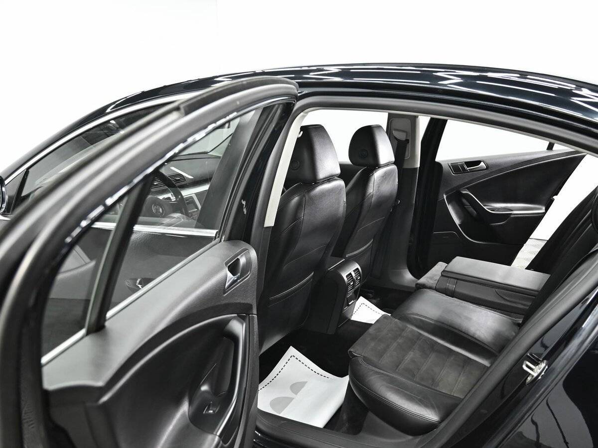 Купить Volkswagen Passat с пробегом. Фото: #11