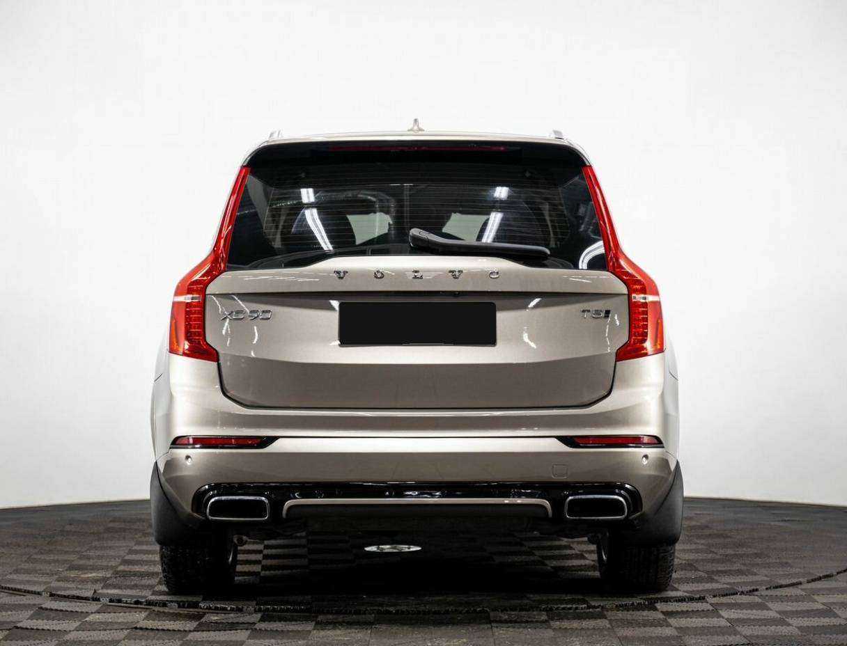 Купить Volvo XC90 с пробегом. Фото: #4