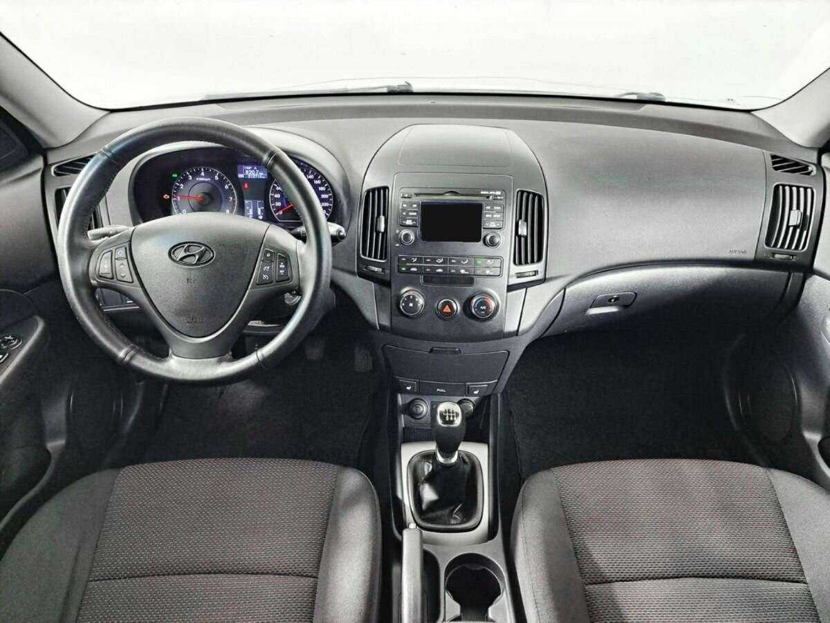 Купить Hyundai i30 с пробегом. Фото: #13