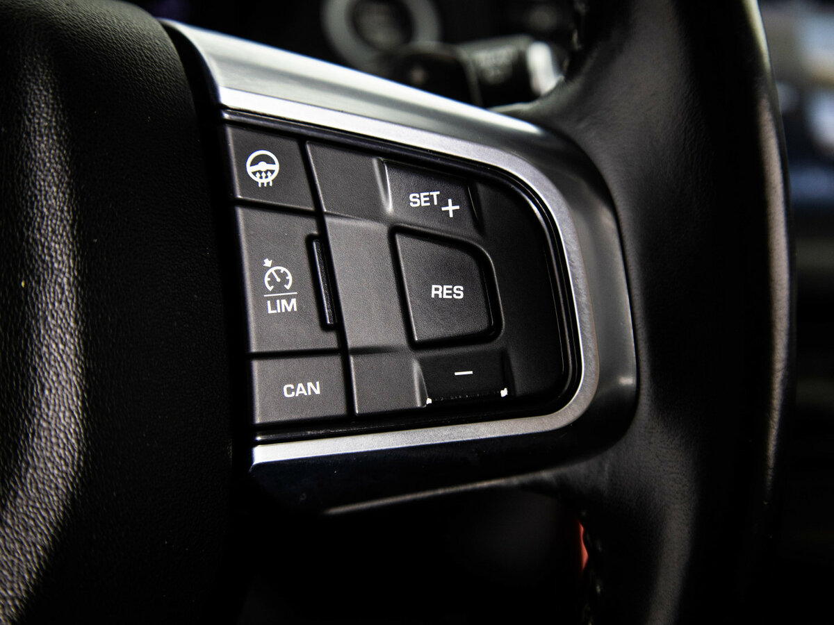 Купить Land Rover Discovery Sport с пробегом. Фото: #17