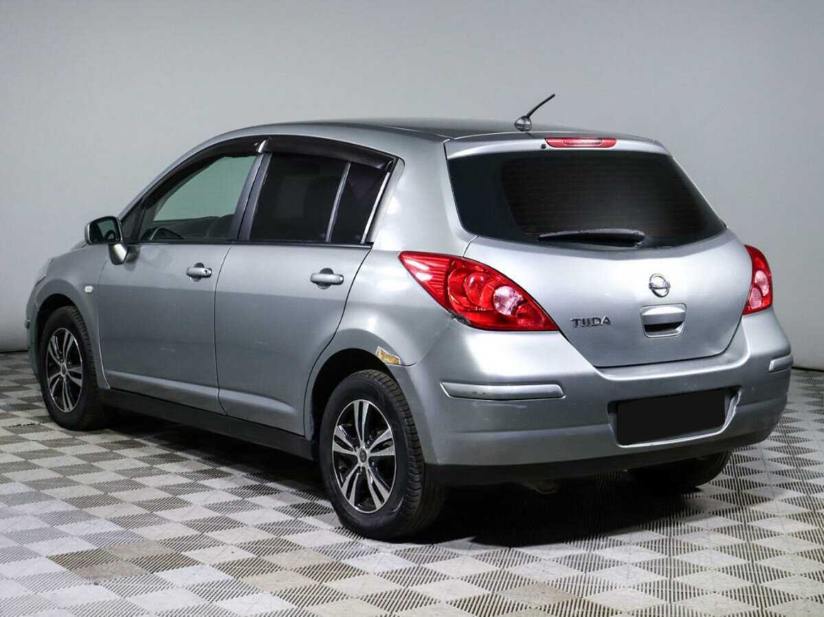 Купить Nissan Tiida с пробегом. Фото: #5