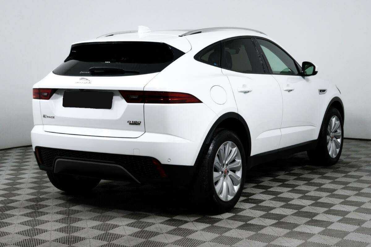 Купить Jaguar E-Pace с пробегом. Фото: #4