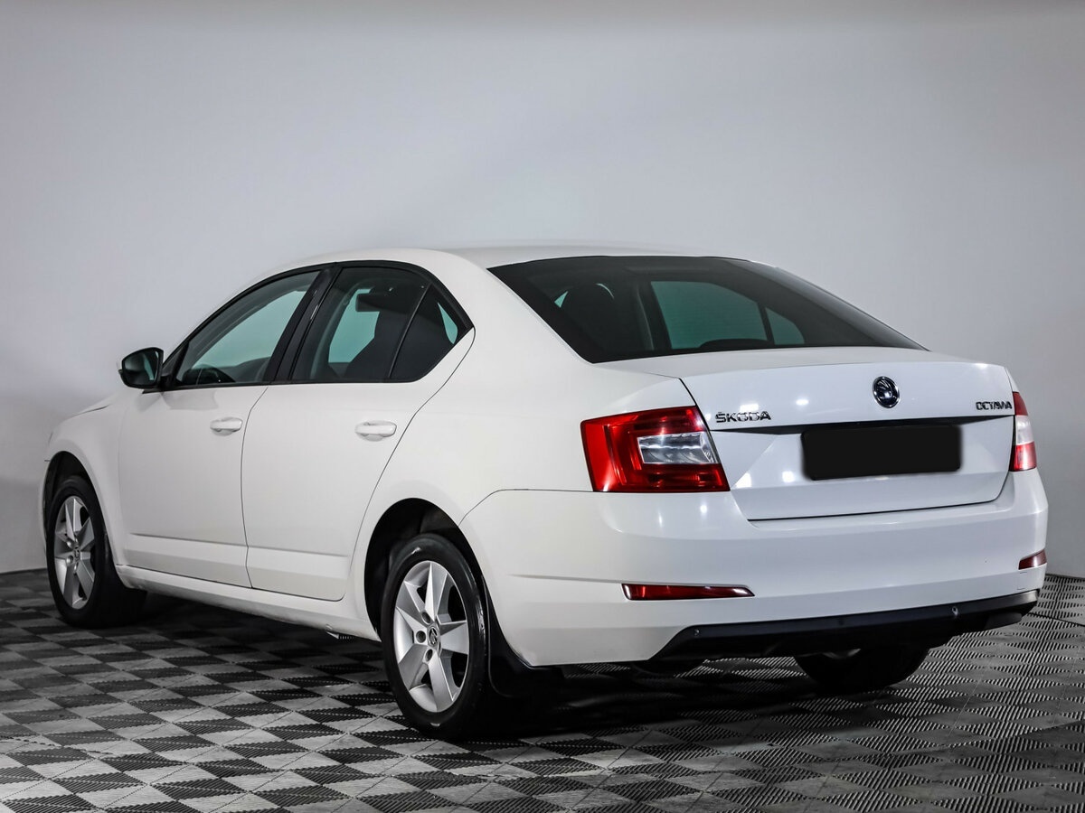 Купить Skoda Octavia с пробегом. Фото: #5