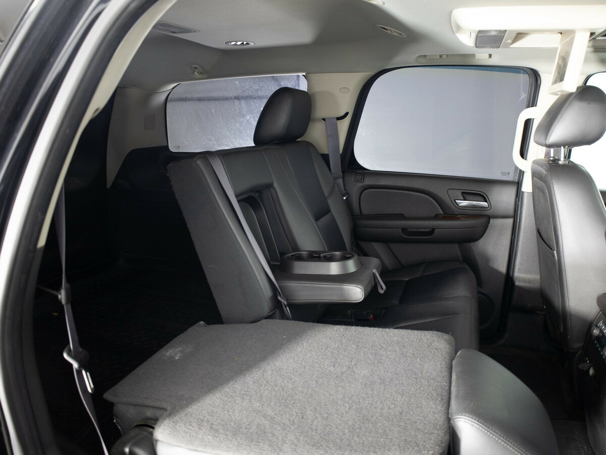 Купить Chevrolet Tahoe с пробегом. Фото: #18