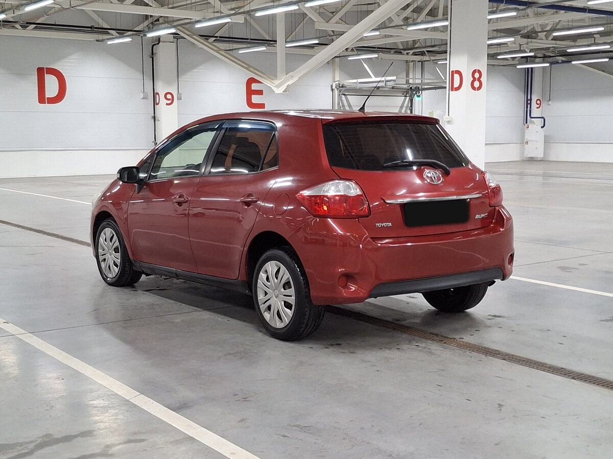 Купить Toyota Auris с пробегом. Фото: #6