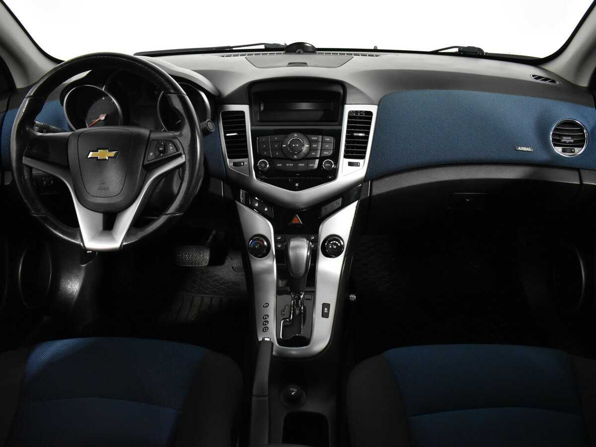 Купить Chevrolet Cruze с пробегом. Фото: #12