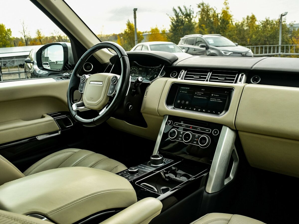 Купить Land Rover Range Rover с пробегом. Фото: #10