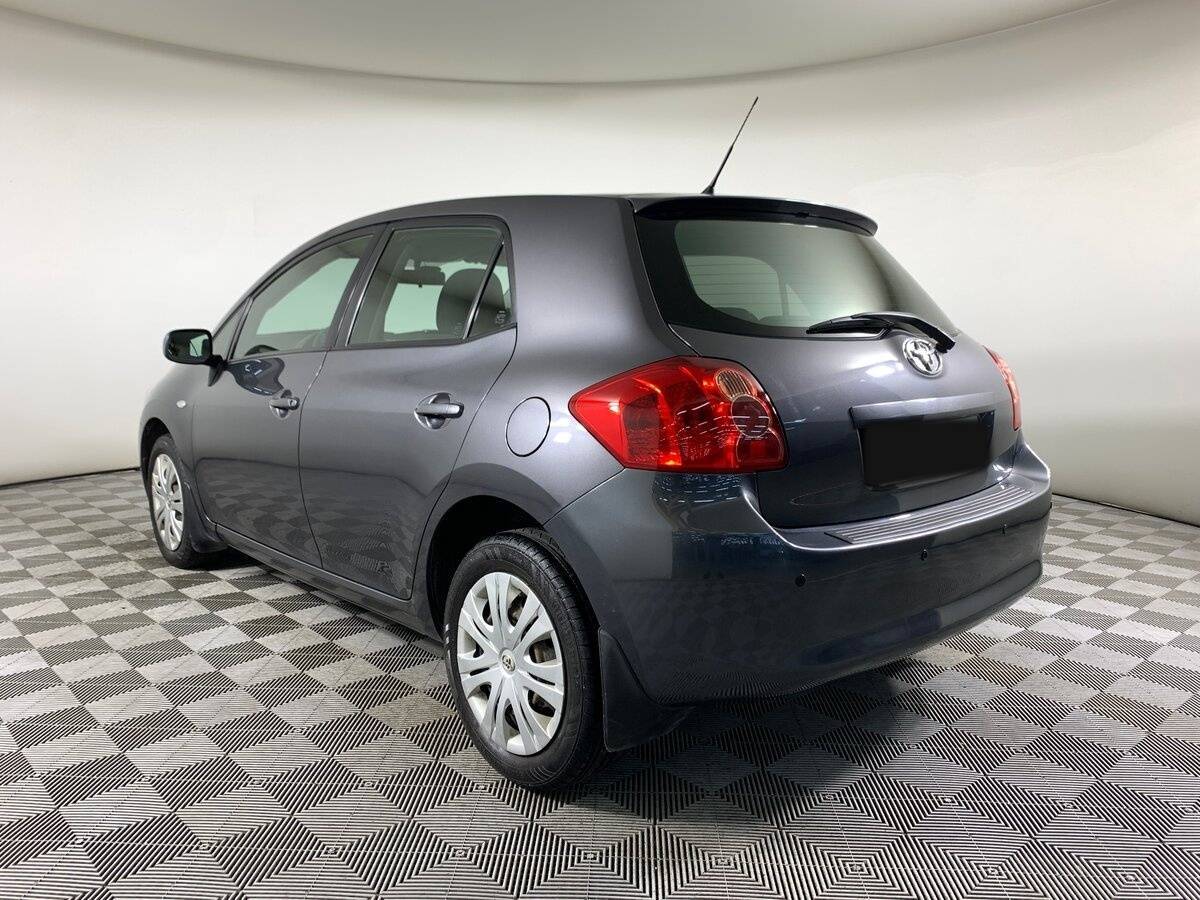 Купить Toyota Auris с пробегом. Фото: #6
