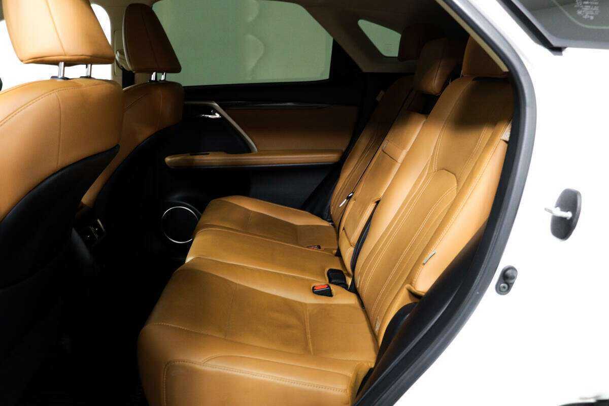 Купить Lexus RX с пробегом. Фото: #11