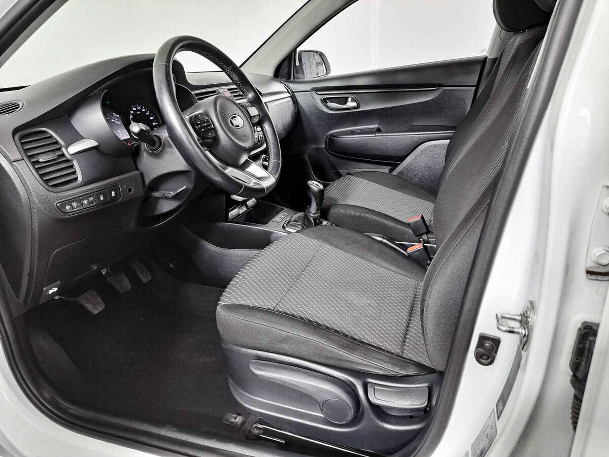 Купить Kia Rio с пробегом. Фото: #15