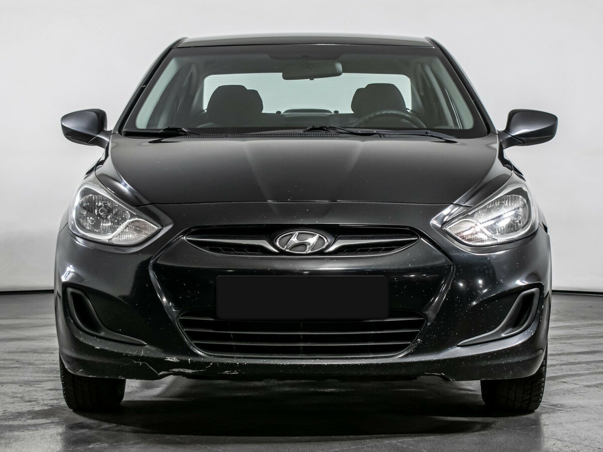 Купить Hyundai Solaris с пробегом. Фото: #1