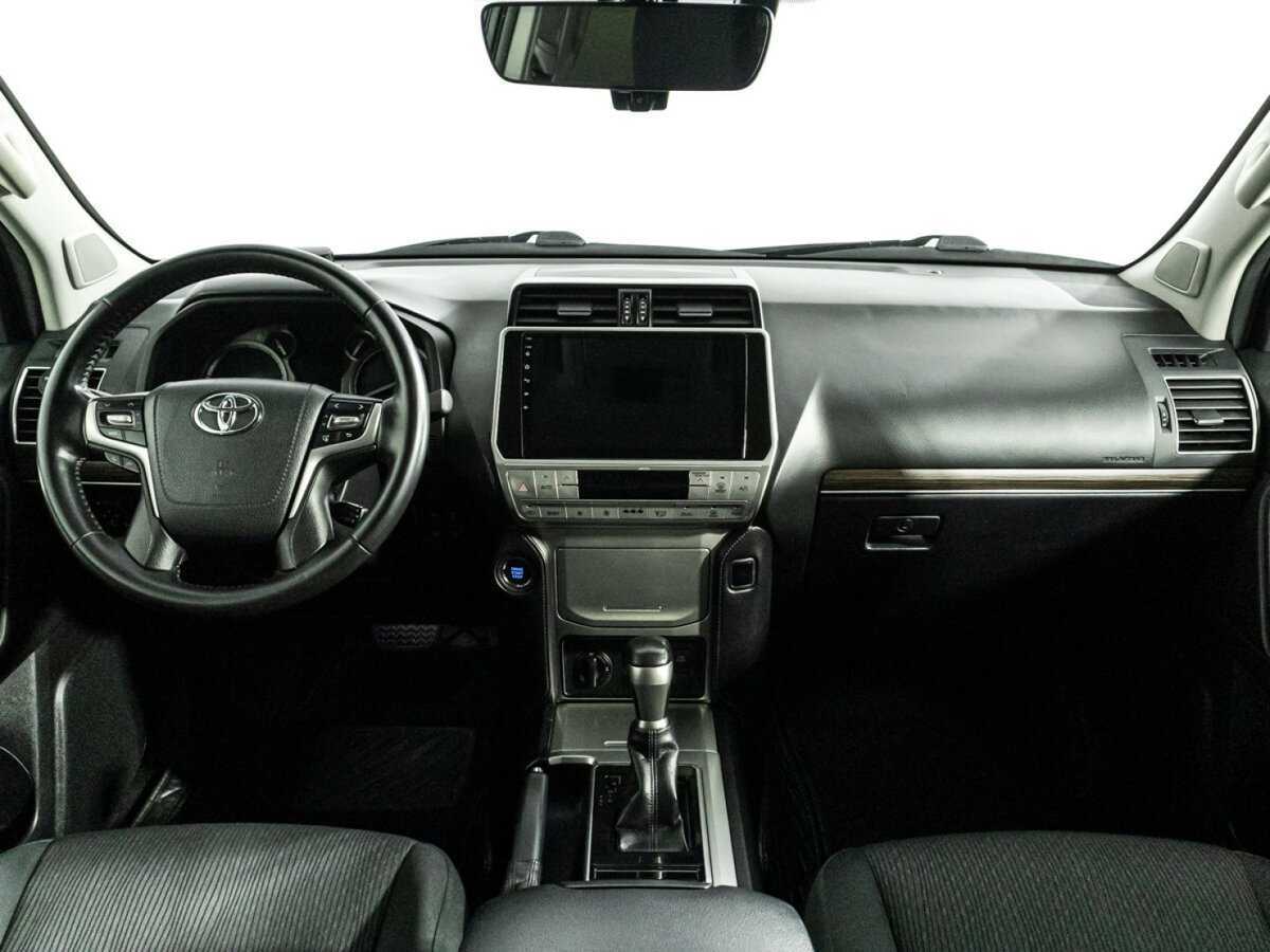 Купить Toyota Land Cruiser Prado с пробегом. Фото: #10