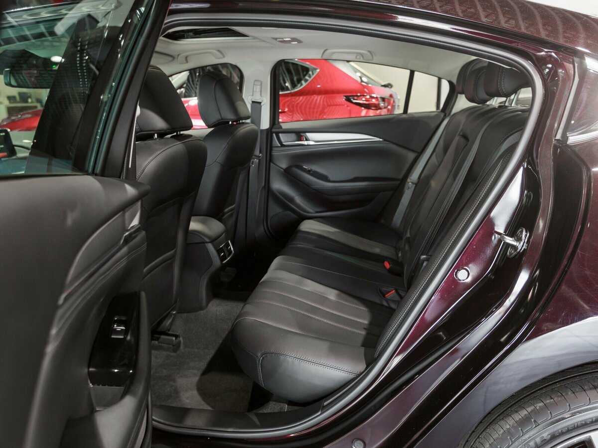 Купить Mazda 6 с пробегом. Фото: #9