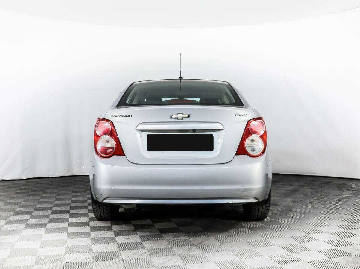 Купить Chevrolet Aveo с пробегом. Фото: #5