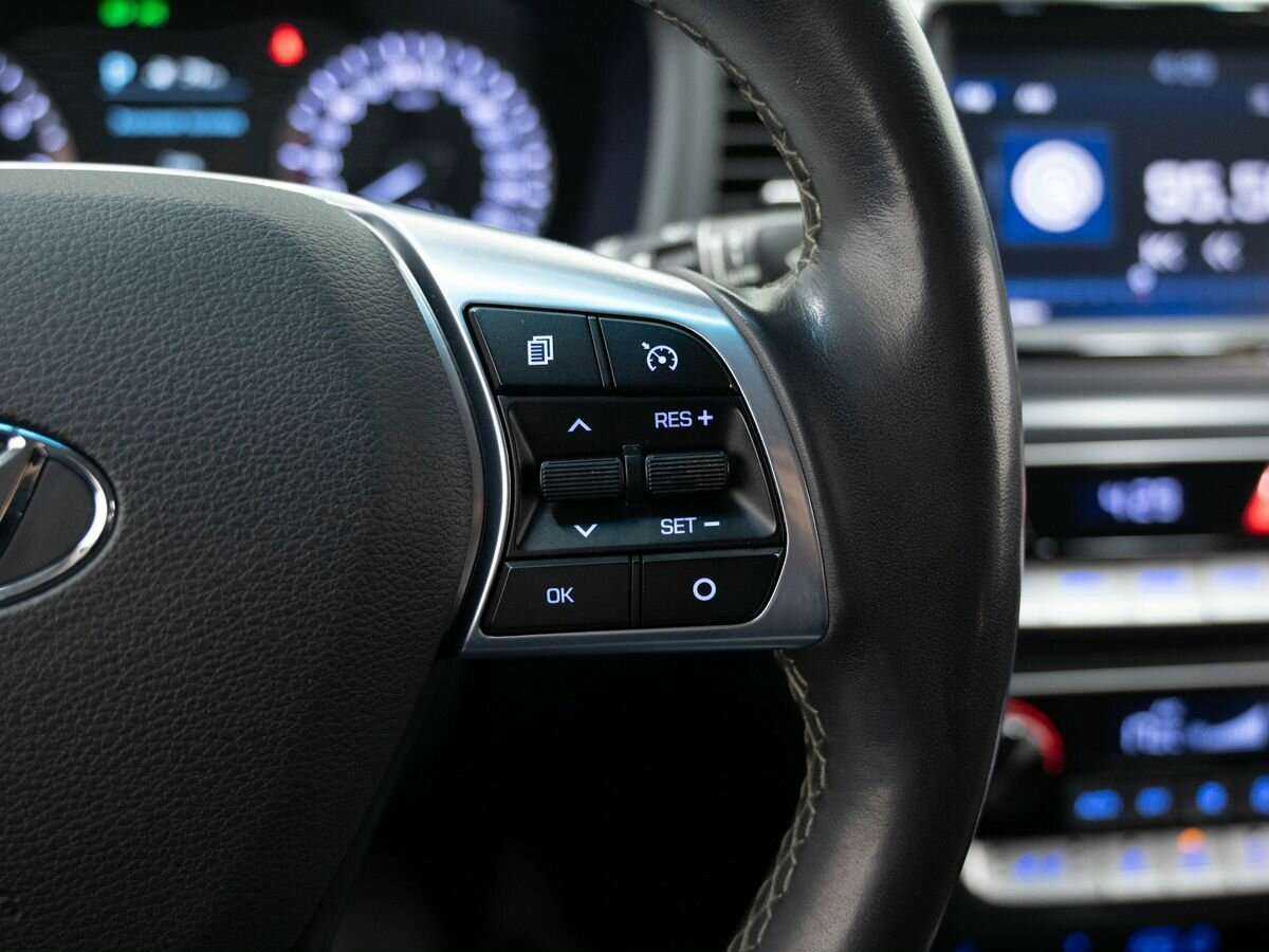 Купить Hyundai Sonata с пробегом. Фото: #22