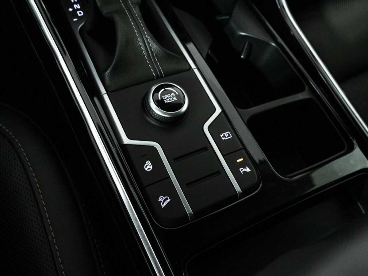 Купить Kia Sorento с пробегом. Фото: #20