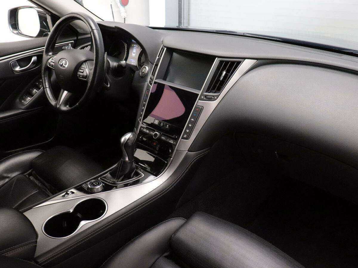 Купить Infiniti Q50 с пробегом. Фото: #5