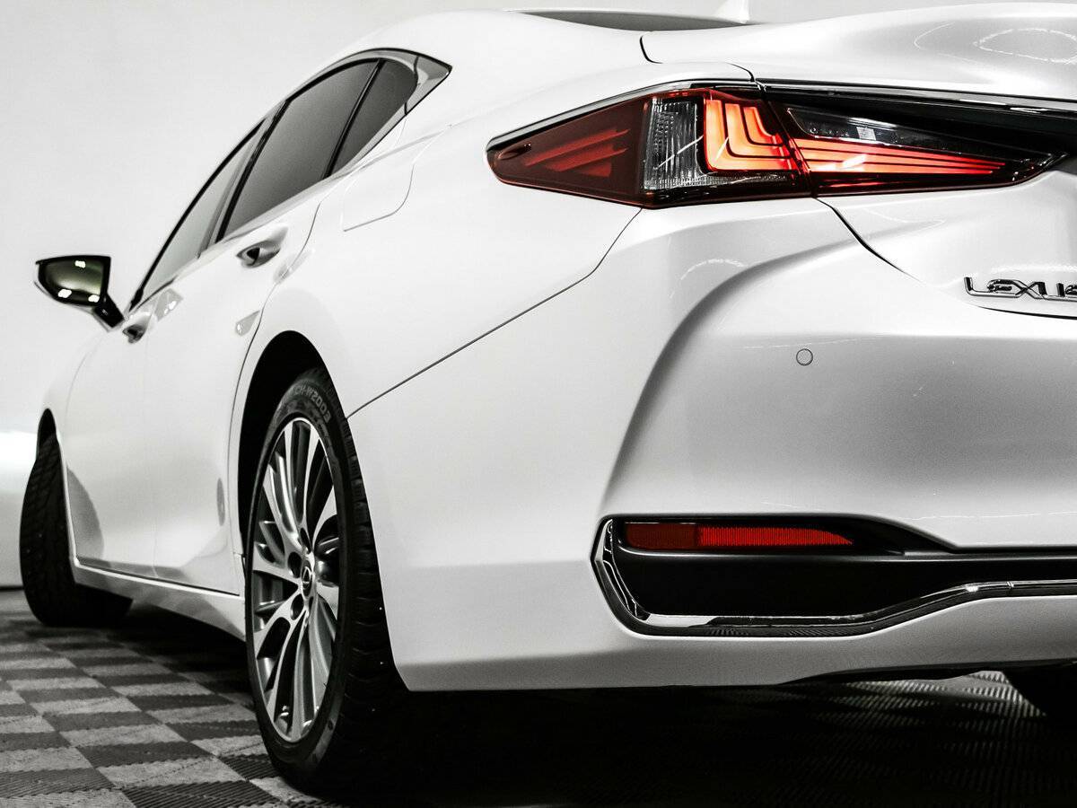 Купить Lexus ES с пробегом. Фото: #17