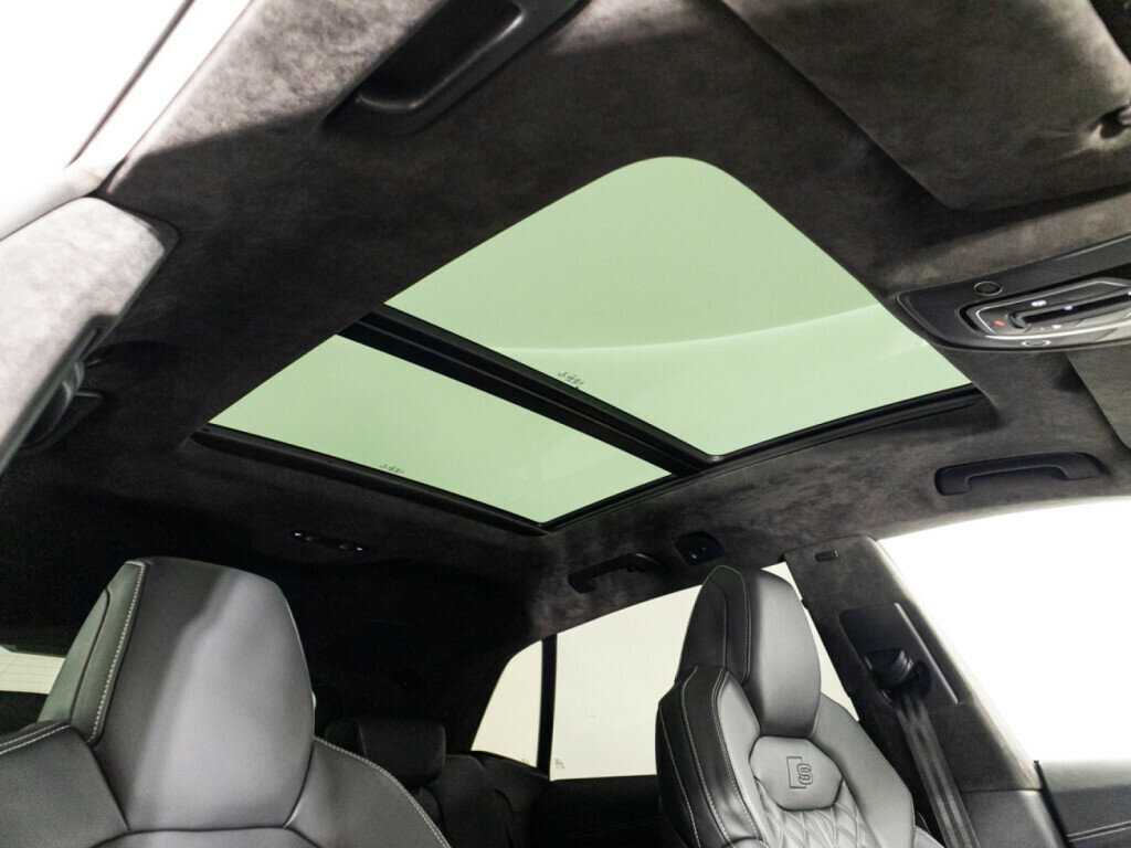 Купить Audi Q8 с пробегом. Фото: #24