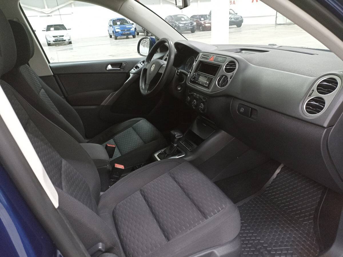 Купить Volkswagen Tiguan с пробегом. Фото: #10