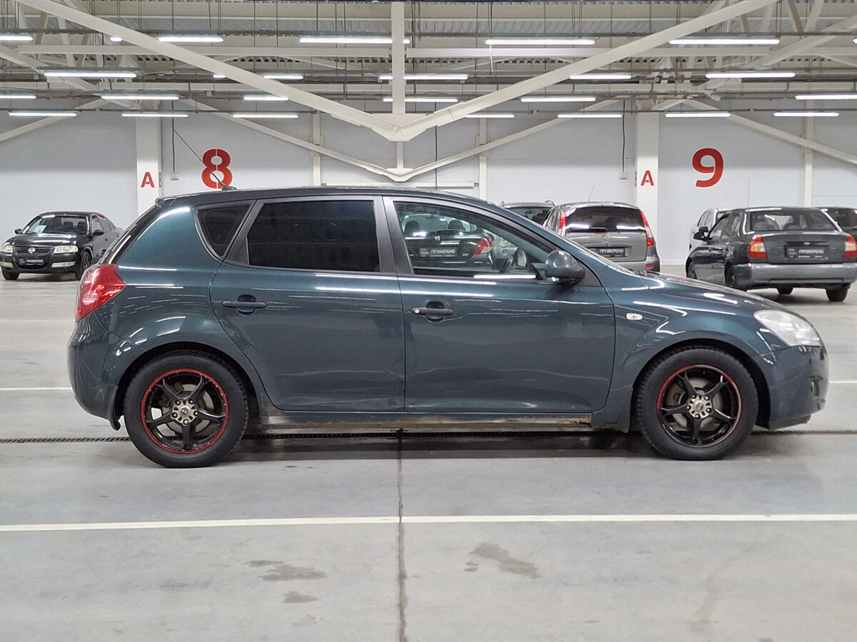 Купить Kia Ceed с пробегом. Фото: #3